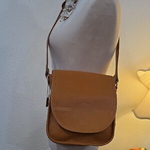 Stone Mountain Tan Leather Crossbody Bag